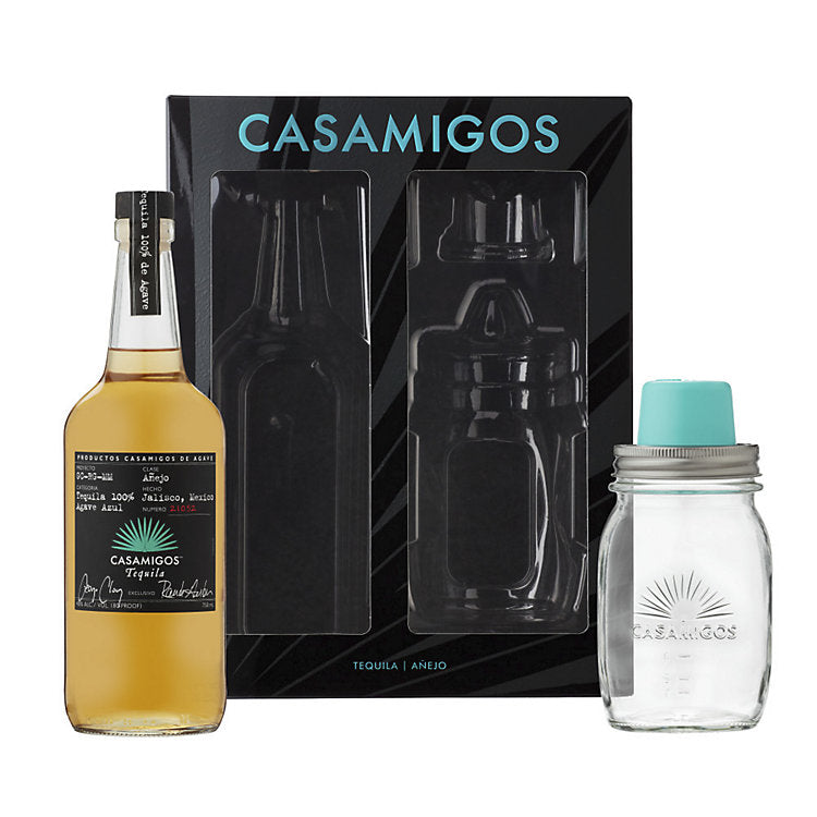 Bottle of Casamigos Añejo with Mason Jar Juicer